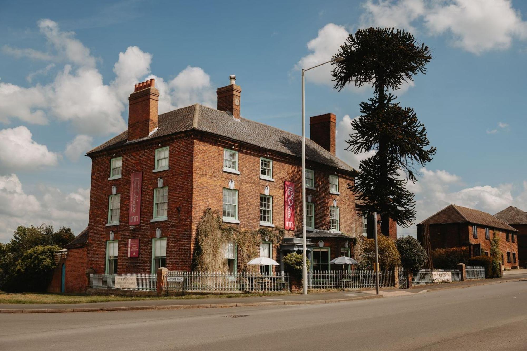 Old Orleton Inn Wellington  Exterior foto